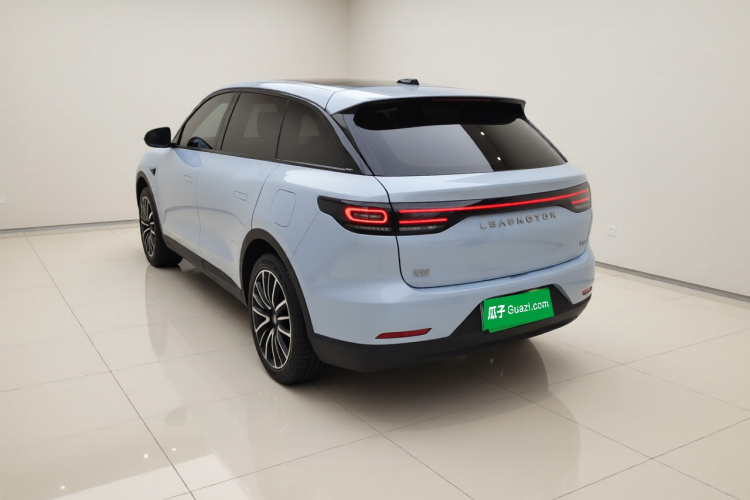 零跑汽车 零跑C11 2023款 增程 180舒享版车身外观5