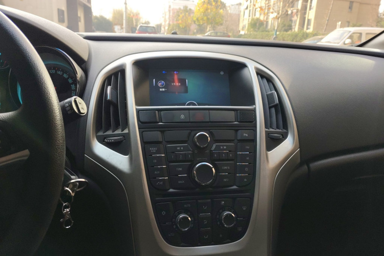 别克 英朗 2014款 XT 1.6L 自动时尚版局部细节16