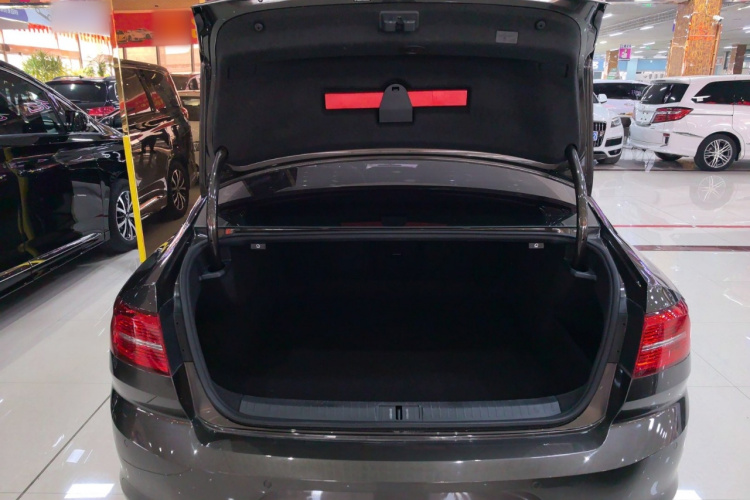 大众 迈腾 2017款 330TSI DSG 领先型局部细节23