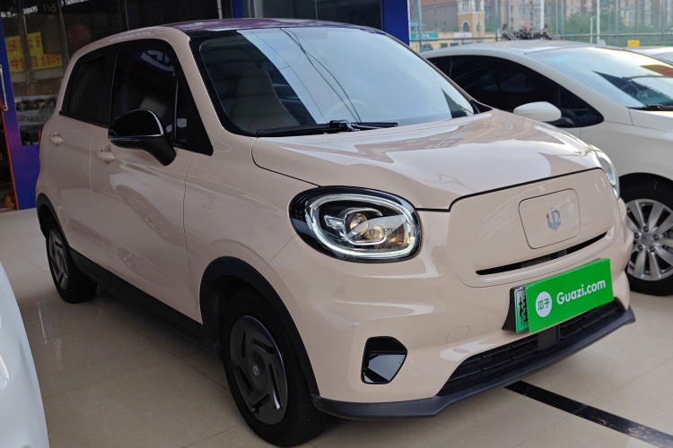 零跑汽车 零跑T03 2023款 200轻享版车身外观3