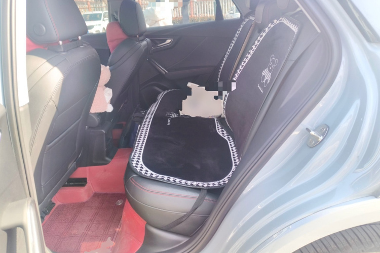 奥迪Q2L 2024款 35TFSI 进取动感型中控内饰21