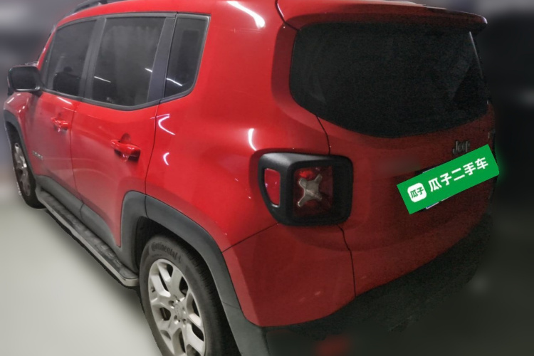 Jeep 自由侠 2018款 互联大屏版 180T 自动劲能版车身外观6003