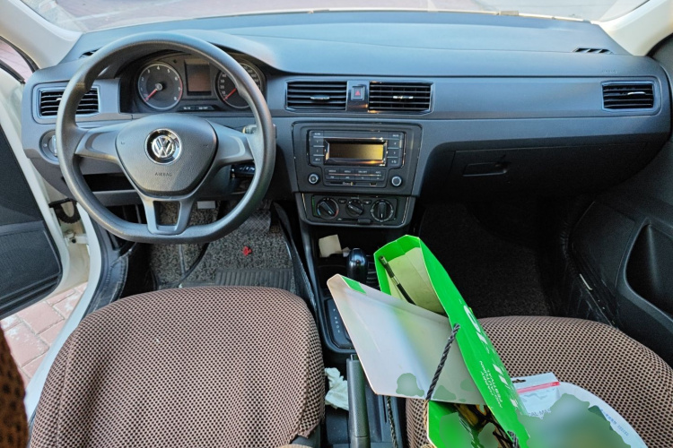 大众 桑塔纳 2019款 1.5L 自动风尚版 国VI中控内饰12