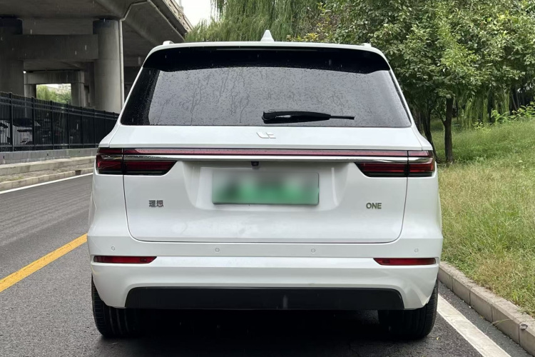 理想汽车 理想ONE 2021款 增程6座版车身外观6005