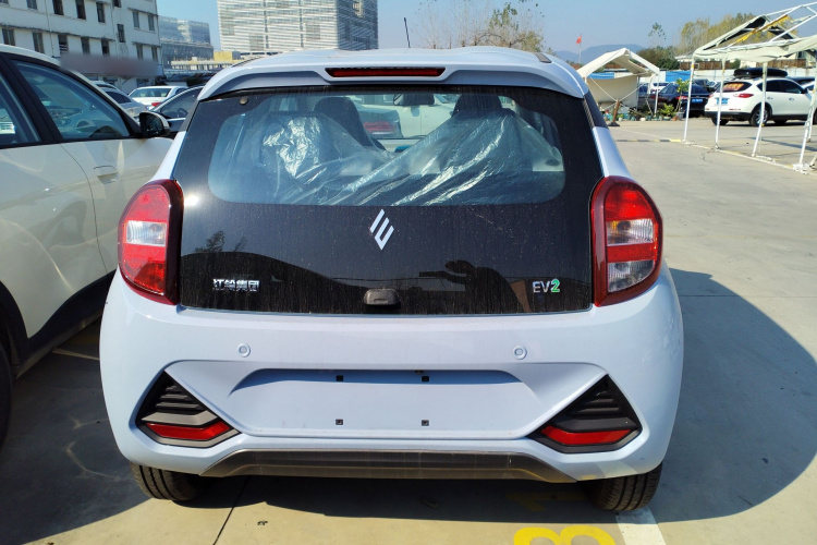 江铃集团新能源 易至EV2 2024款 201km 舒适型车身外观6