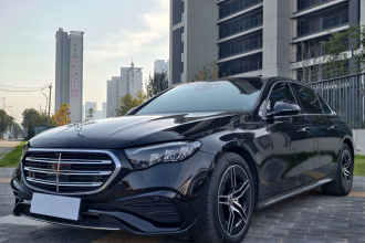 奔驰E级 2024款 E 300 L 豪华运动型