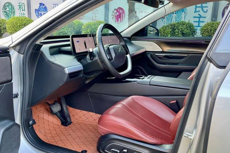 小鹏P7 2020款 670N中控内饰7003