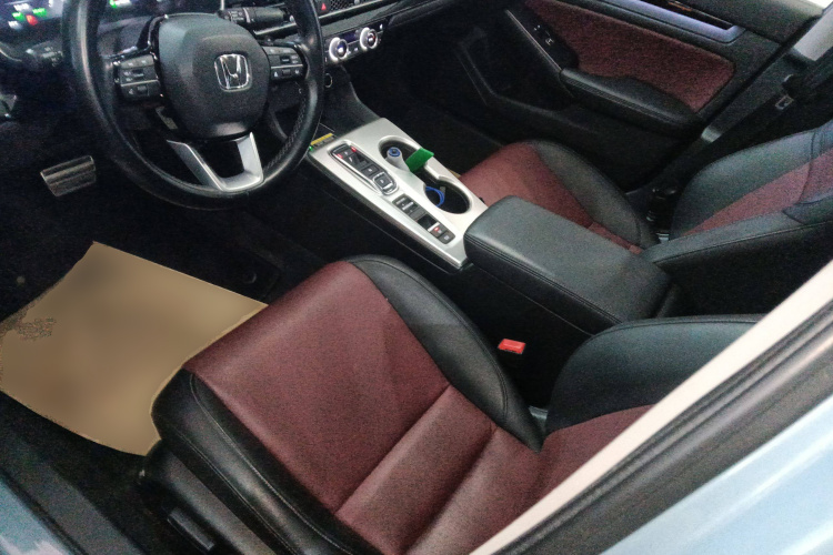 本田 型格 2023款 2.0L e:HEV 锐·尊享版中控内饰19