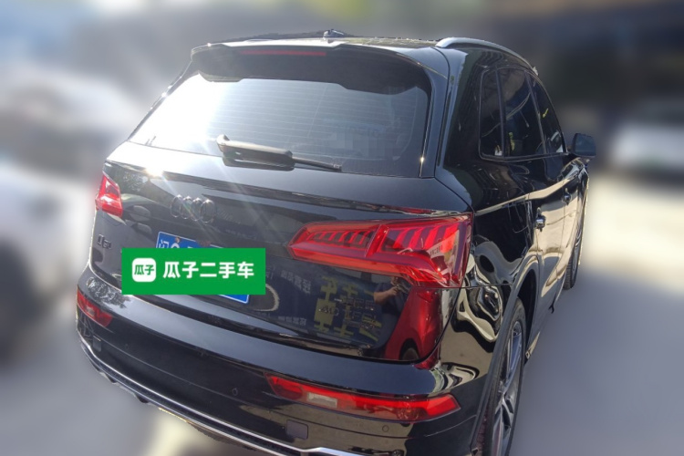 奥迪Q5L 2020款 改款 40 TFSI 荣享时尚型车身外观7