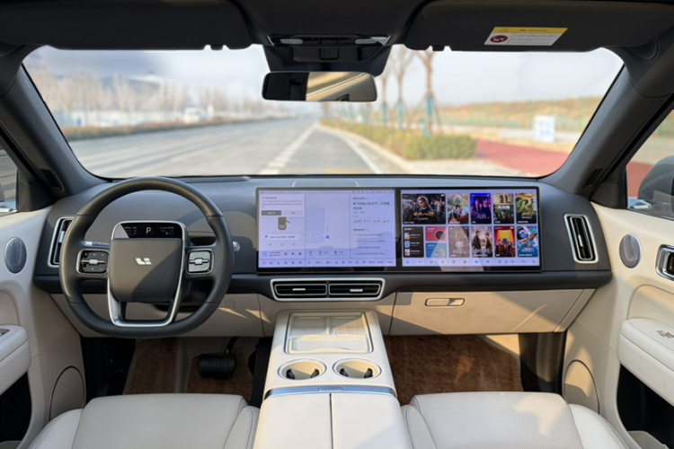 理想汽车 理想L6 2024款 Max中控内饰7008
