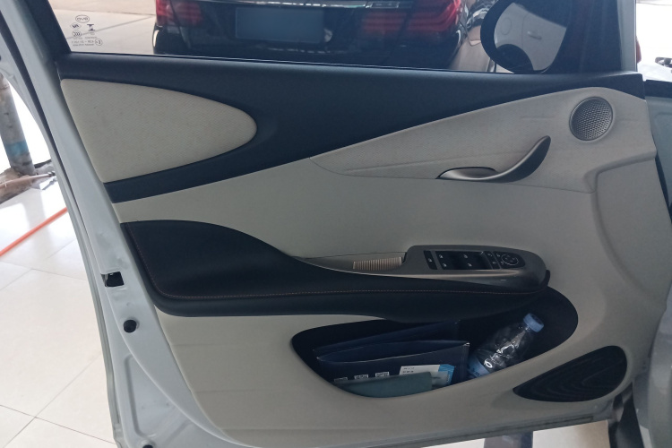 比亚迪 海豚 2021款 405km 自由版中控内饰7007