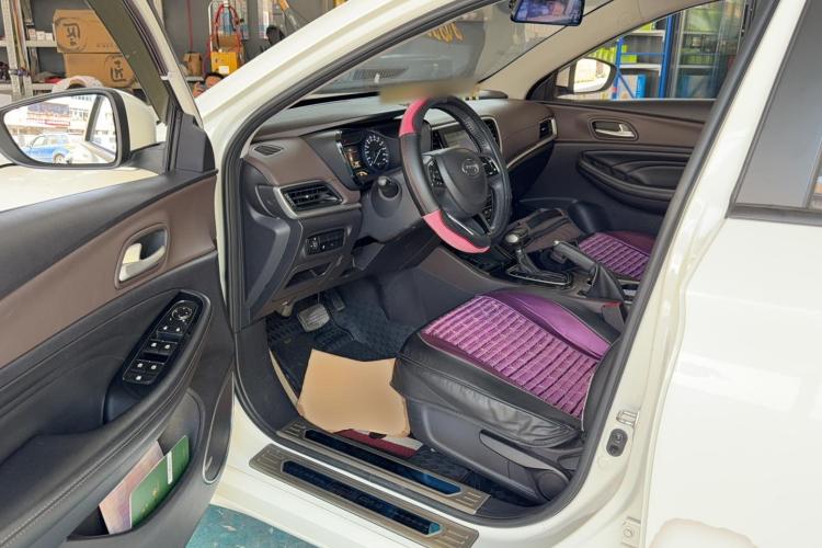 广汽传祺 传祺GA4 2018款 150N 自动豪华版中控内饰20