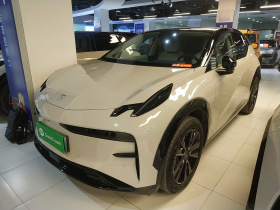 极氪X 2025款 四座后驱魔方版