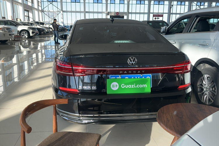 大众 帕萨特 2023款 改款 330TSI 豪华版车身外观6004