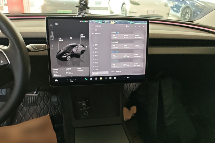 特斯拉 Model 3 2023款 长续航全轮驱动版局部细节16