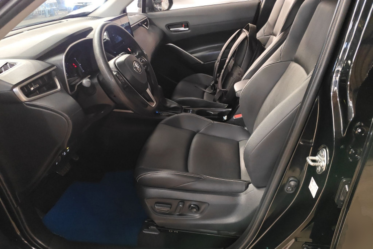 丰田 锋兰达 2023款 2.0L 智能电混双擎 豪华版中控内饰19