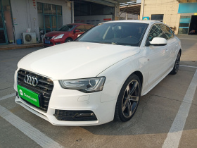 奥迪A5 2016款 改款 Sportback 45 TFSI 舒适型
