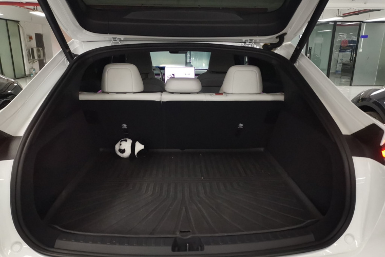 乐道L60 2024款 60kWh 后驱版机舱底盘23