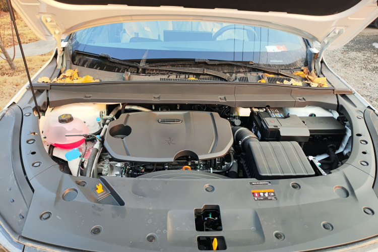 吉利汽车 博越 2026款 1.5TD 向往机舱底盘24