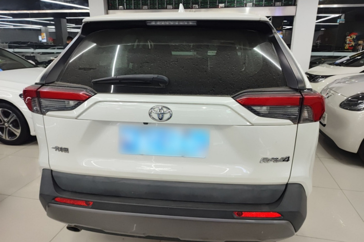 丰田 RAV4荣放 2020款 2.0L CVT两驱风尚版车身外观6004