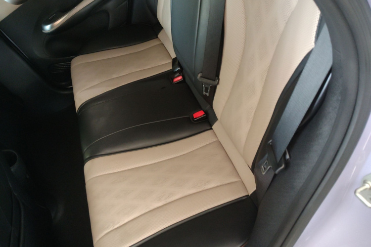 比亚迪 海豚 2023款 420km 时尚版中控内饰21