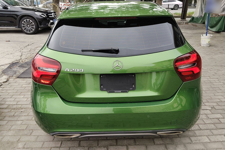 奔驰A级(进口) 2016款 A 200 时尚型车身外观6004