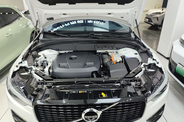 沃尔沃XC60新能源 2022款 T8 插电混动 四驱智远运动版局部细节24