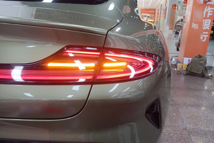 小米汽车 小米SU7 2024款 四驱Max创始版车身外观9