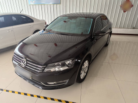 大众 帕萨特 2015款 1.8TSI DSG尊荣版