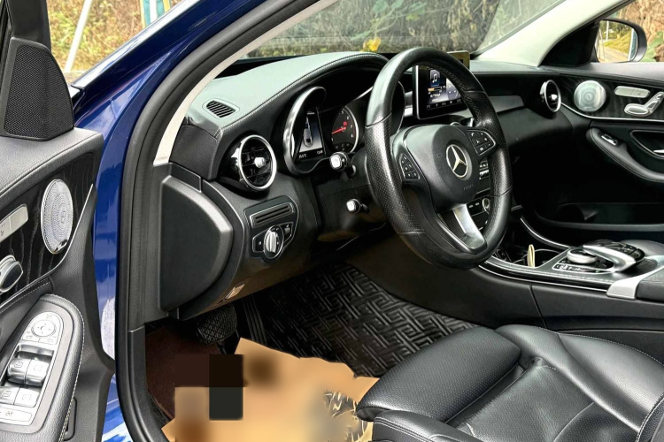 奔驰C级 2018款 C 200 L 运动版 成就特别版中控内饰7001