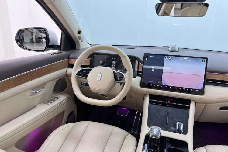 鸿蒙智行 问界M7 2024款 1.5T 智驾四驱Max版 5座中控内饰7005