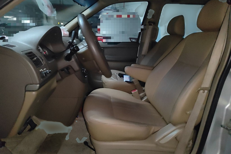 别克GL8 2011款 2.4L CT舒适版局部细节19