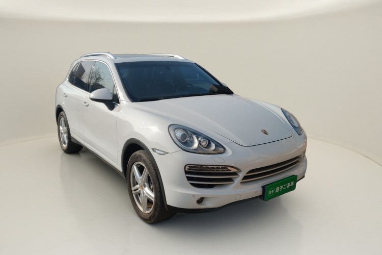 保时捷 2014款 Cayenne Platinum Edition 3.0T车身外观3
