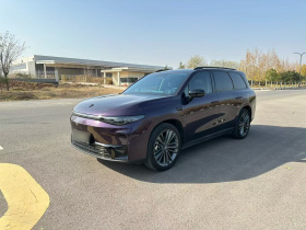 零跑汽车 零跑C16 2024款 增程 200尊享版