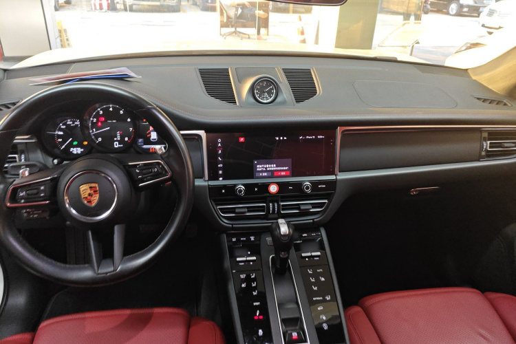 保时捷 2023款 Macan 2.0T中控内饰12