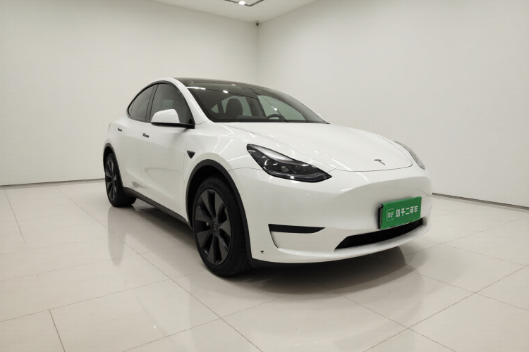 特斯拉 Model Y 2024款 后轮驱动版车身外观3