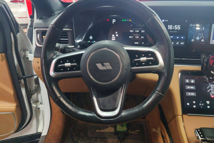 理想汽车 理想ONE 2021款 增程6座版中控内饰13