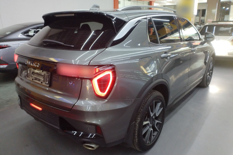 领克01 2021款 2.0TD 两驱型Pro车身外观7