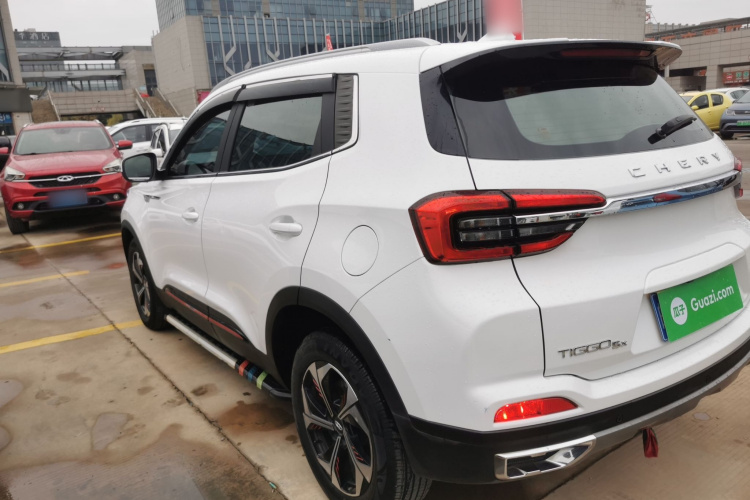 奇瑞 瑞虎5x 2021款 超级英雄版 1.5L CVT豪华型车身外观4