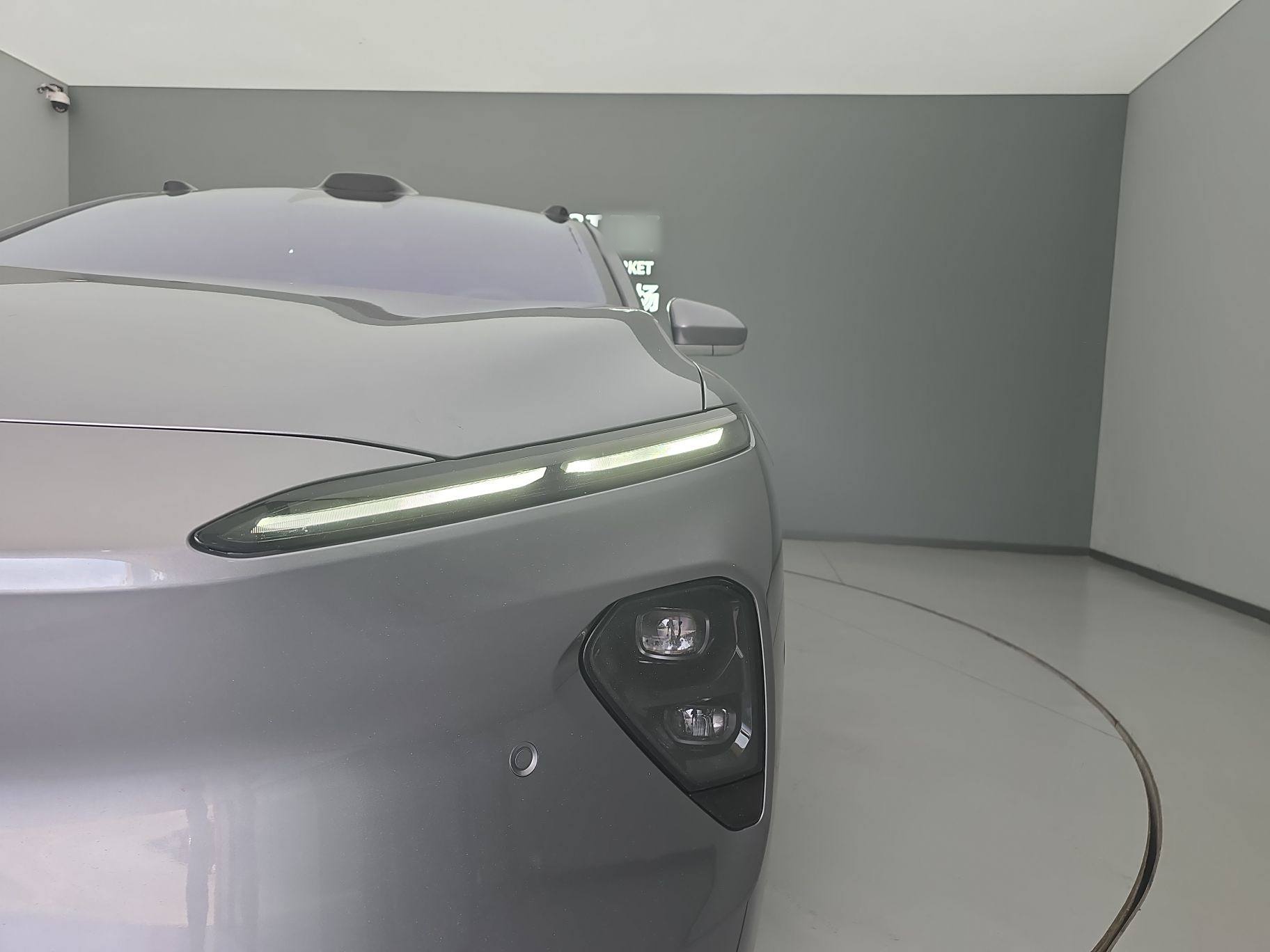 蔚来ET7 2024款 75kWh 行政版