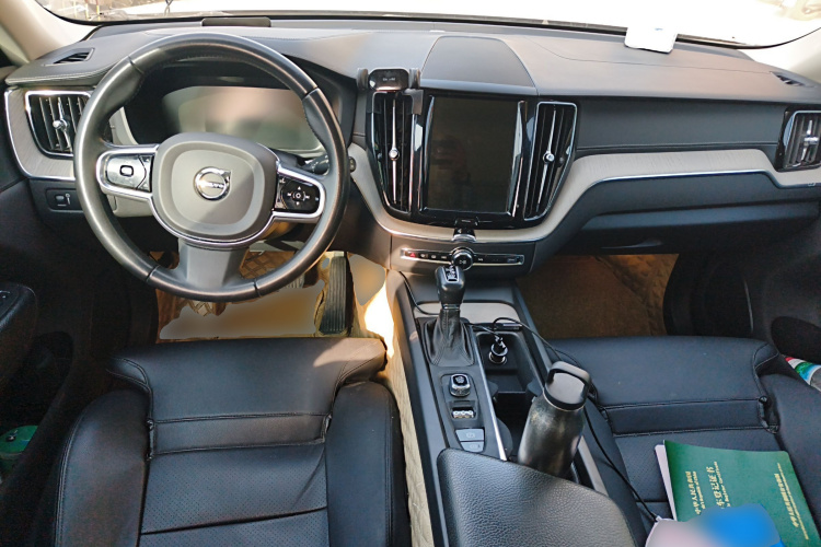 沃尔沃XC60 2020款 T5 四驱智远豪华版中控内饰12