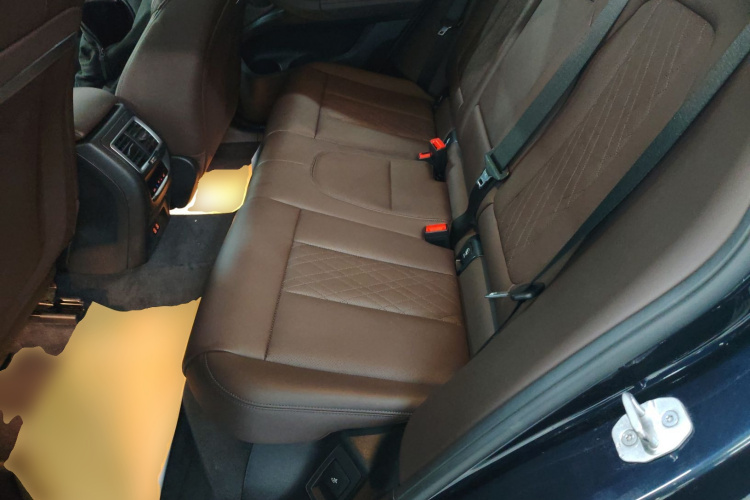 宝马iX3 2022款 领先型中控内饰7004