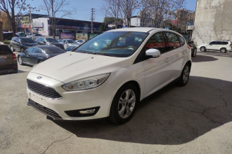 福特 福克斯 2017款 两厢 1.6L 自动舒适型智行版