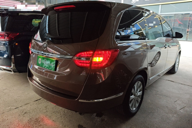 别克GL8 2018款 28T 尊贵型 国VI车身外观7