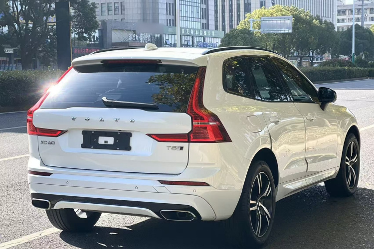 沃尔沃XC60 2020款 T5 四驱智远运动版车身外观6006