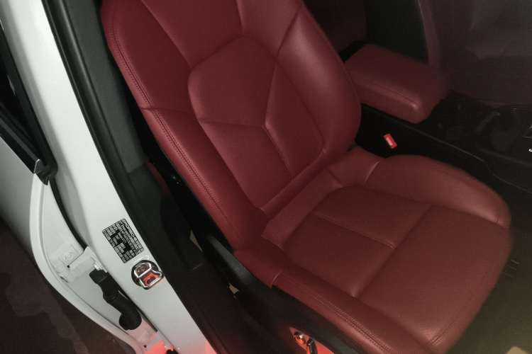 保时捷 2024款 Macan 2.0T局部细节41