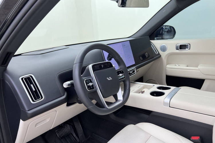 理想汽车 理想L7 2024款 MAX中控内饰7004