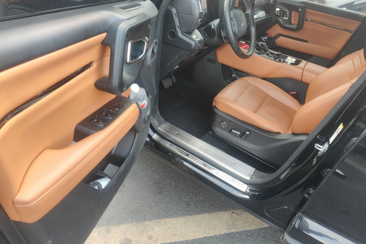 哈弗大狗 PLUS 2023款 2.0T 两驱潮野版Plus中控内饰20