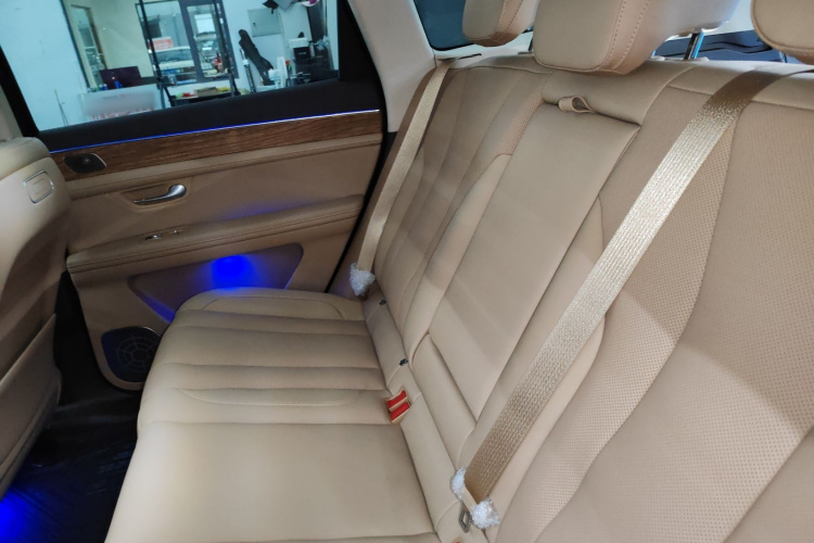 鸿蒙智行 问界M7 2024款 1.5T 智驾后驱Pro版 5座中控内饰21