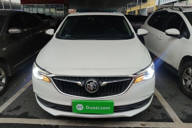 别克 英朗 2021款 改款 1.3T 自动轻混动精英型车身外观2